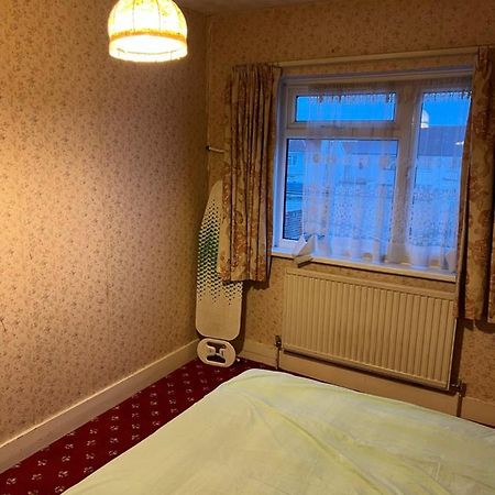 Whitby Road House Διαμέρισμα Canvey Island Εξωτερικό φωτογραφία