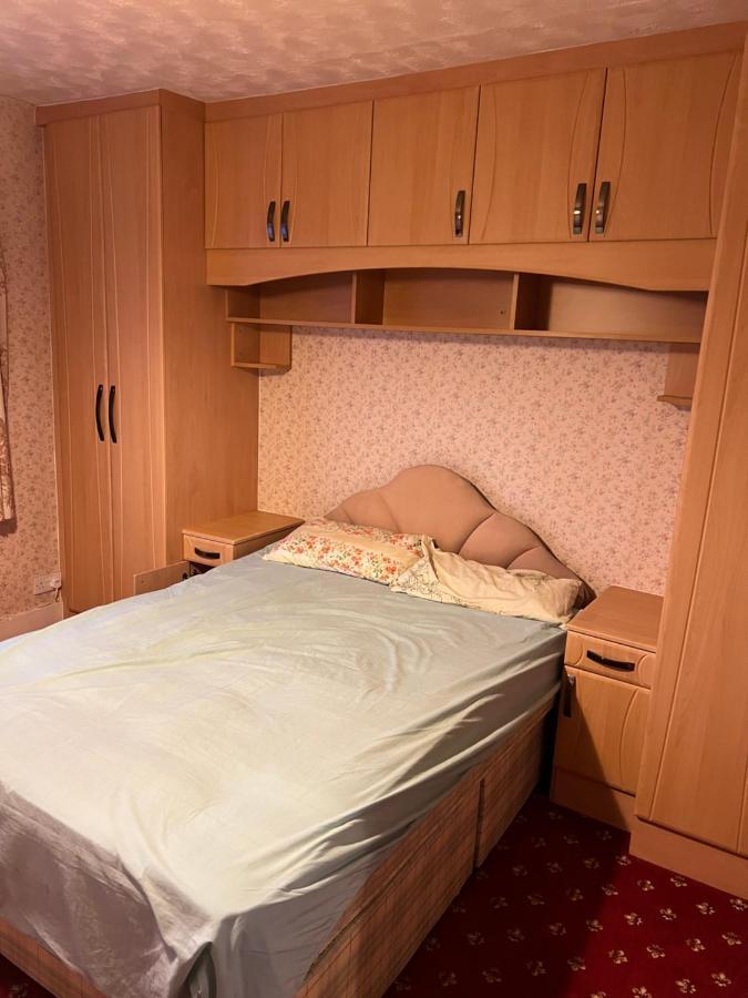 Whitby Road House Διαμέρισμα Canvey Island Εξωτερικό φωτογραφία