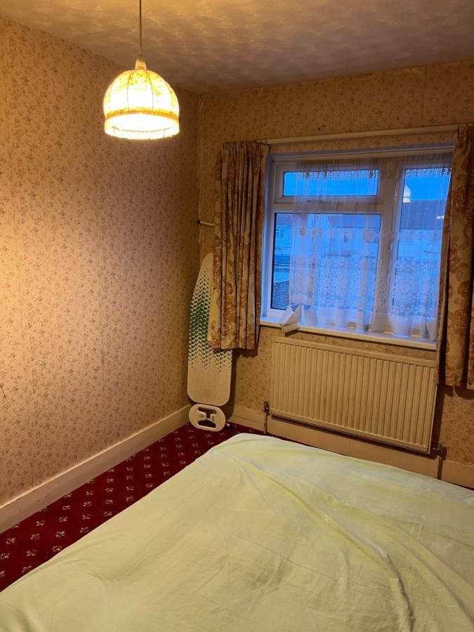 Whitby Road House Διαμέρισμα Canvey Island Εξωτερικό φωτογραφία