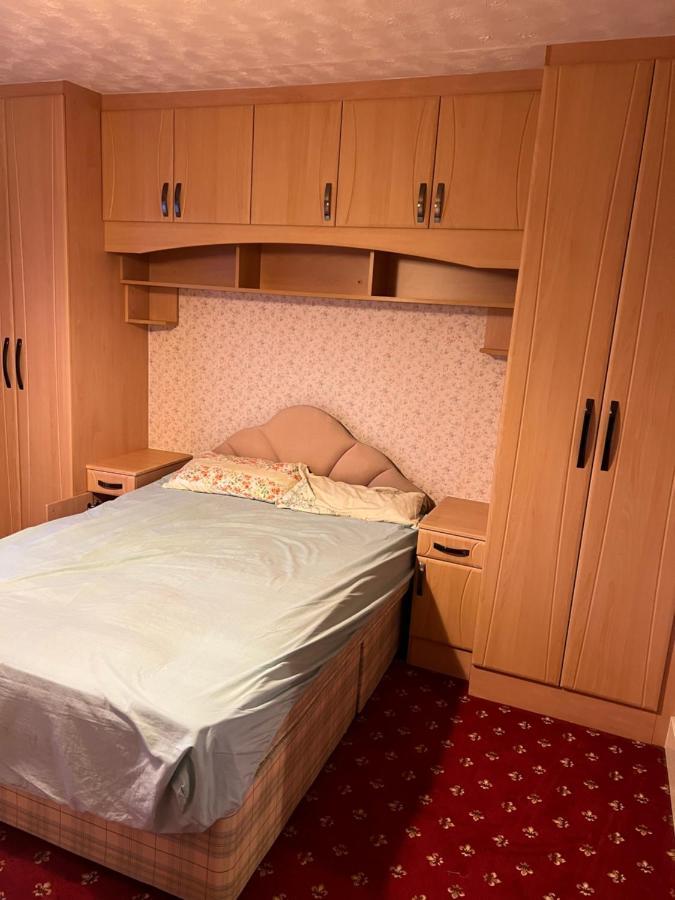 Whitby Road House Διαμέρισμα Canvey Island Εξωτερικό φωτογραφία